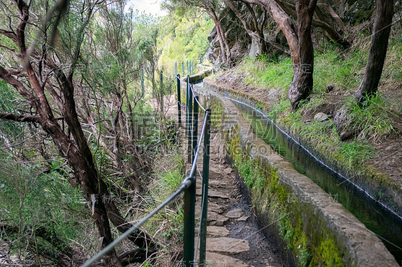 莱瓦达二十五号通道旅游路线拉巴路，马德拉岛