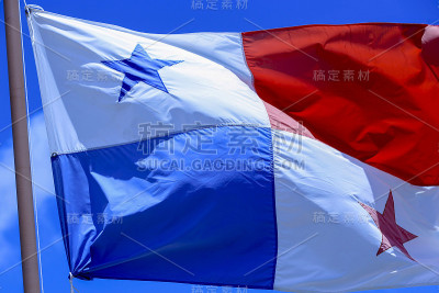 巴拿马国旗在风中飘扬