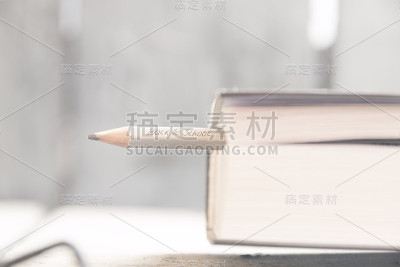 返校理念
