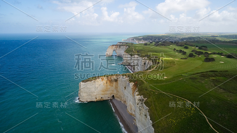 法国诺曼底著名的悬崖海岸线。