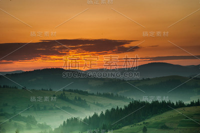 喀尔巴阡山的日出(博尔扎瓦，乌克兰，2016)