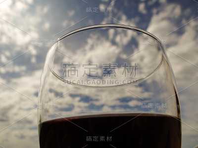 一杯红酒