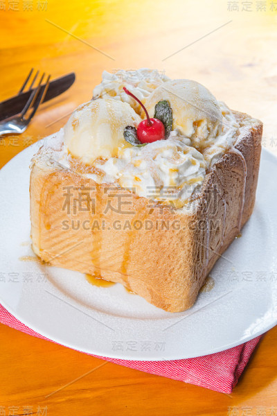 面包和烤面包