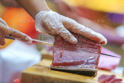 金枪鱼切