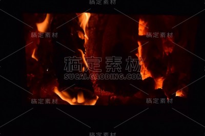 炉子里的热煤