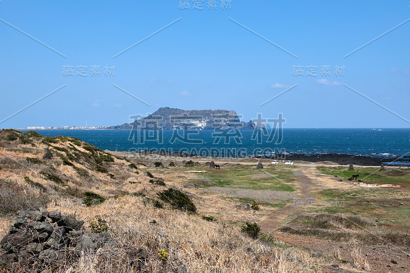 日出峰，油菜花开，春暖花开，