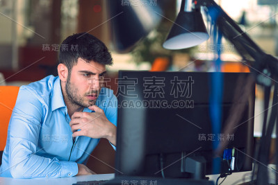 在创业公司工作的自由程序员