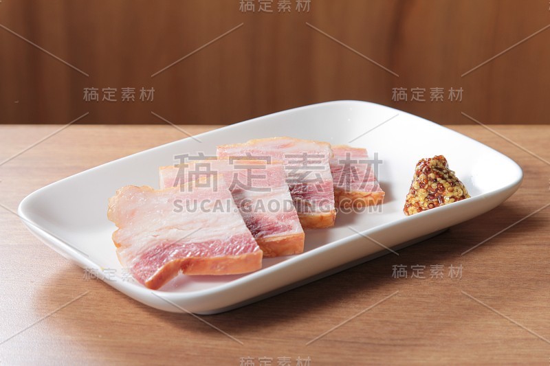 生猪肉或火腿