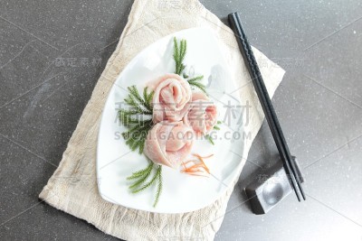 生猪肉或火腿