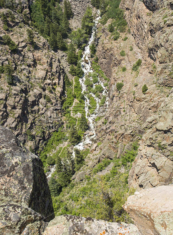 黑峡谷，原图