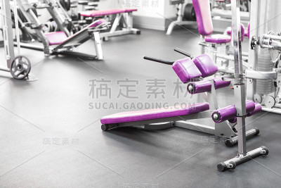 健身房的内部