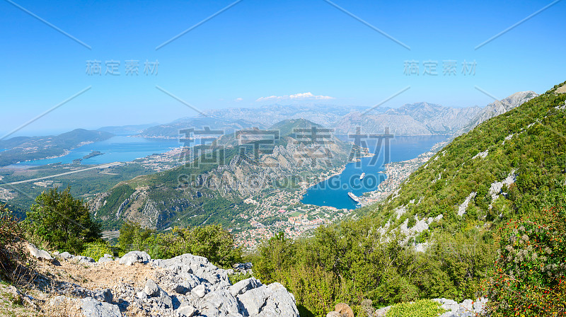 科托尔和蒂瓦特湾的全景，黑山