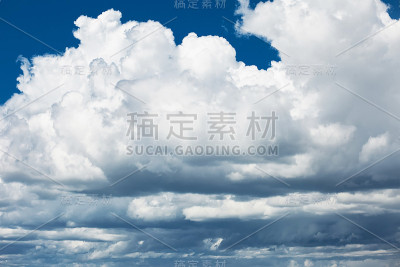 蓝天白云