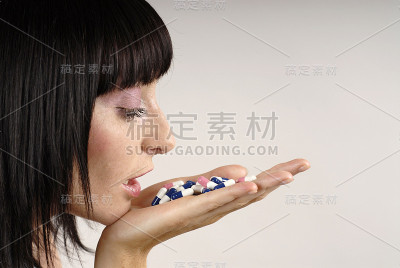 舔它!
