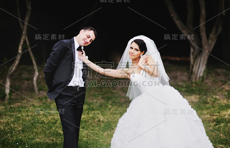 幸福的婚姻。