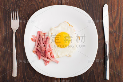 火腿煎蛋