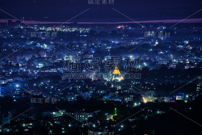 山顶夜景曼德勒山风景，曼德勒，缅甸