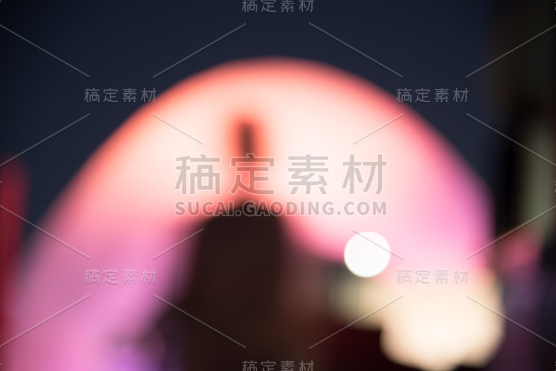 人们在夜总会