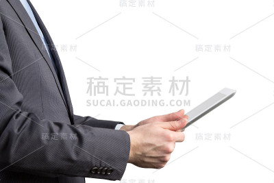 正在平板电脑上浏览的商人。孤立。
