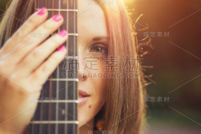 女人的音乐家