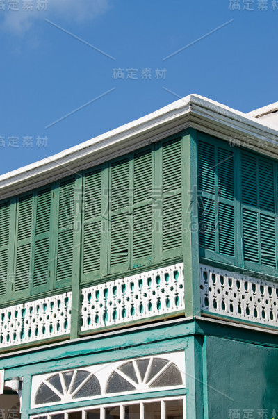绿色百叶窗百慕大之家