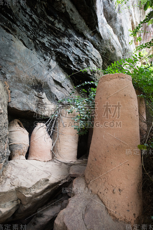 布基纳法索的Troglodyte村