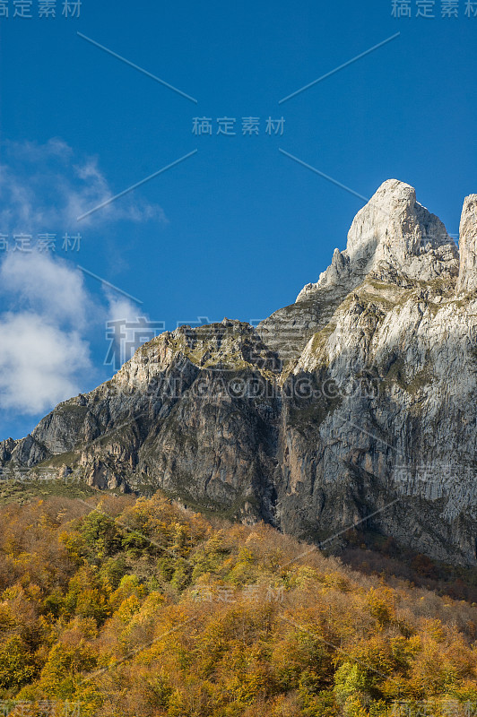 坎塔布里亚富恩特德的山峰