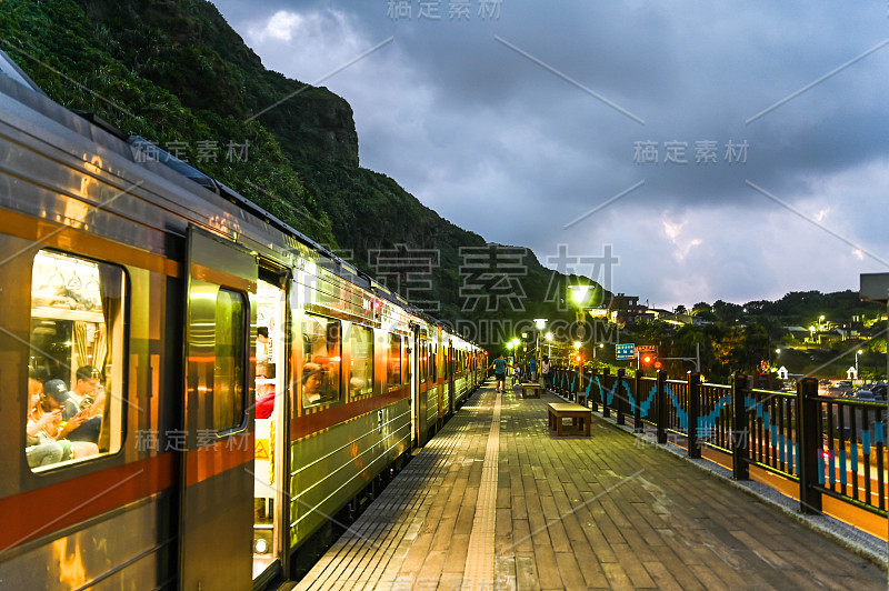 台湾基隆市—2019年9月14日:八斗子站位于台湾新北市中正区与瑞坊区交界处，是一个美丽的旅游景点和