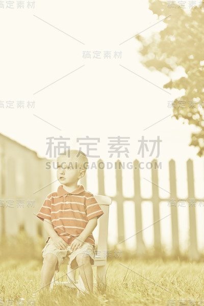 小男孩