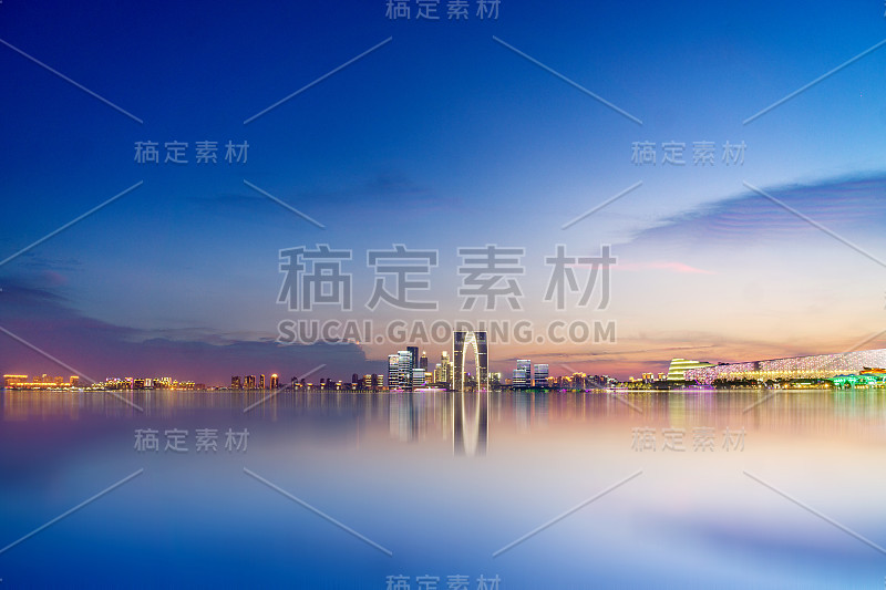 苏州金鸡湖的夜景