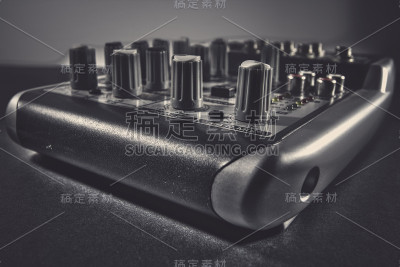 混音器