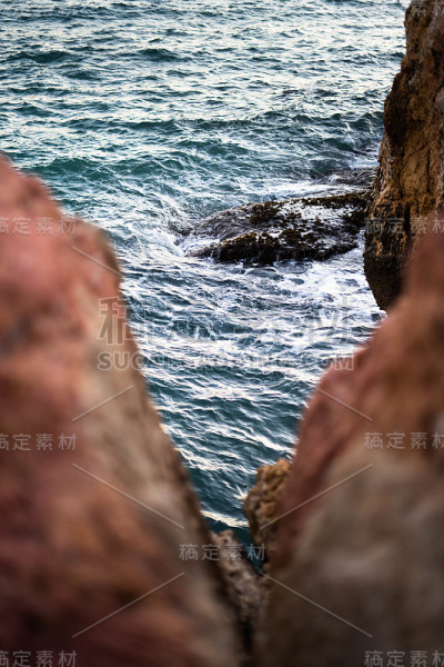 海边的岩石