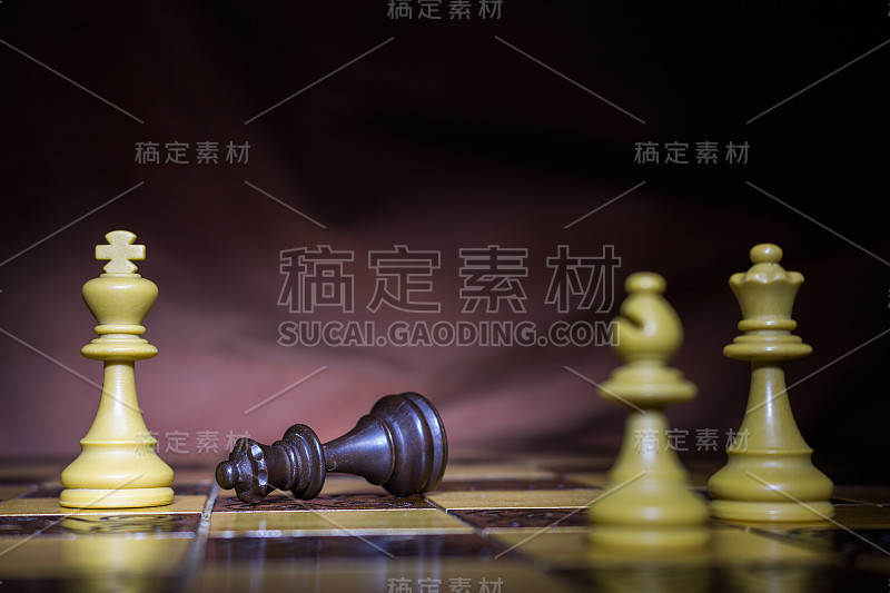 棋盘上的象棋