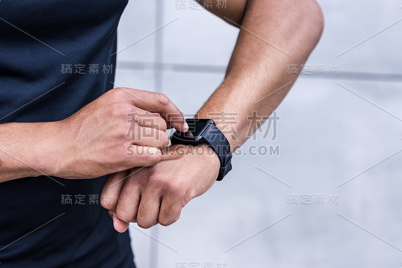 运动员使用smartwatch