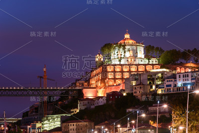 波尔图在夜间