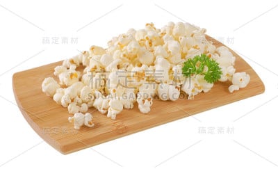 一堆新鲜爆米花