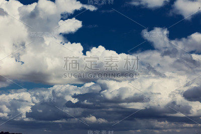 蓝天白云