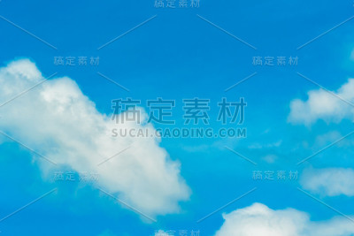 蓝天多云