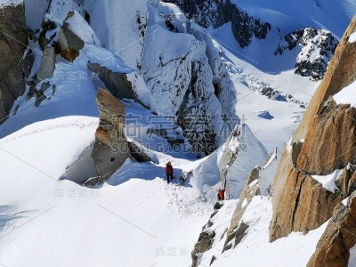 Chamonix Aiguille du midi法国勃朗山山脉滑雪滑雪单板滑雪