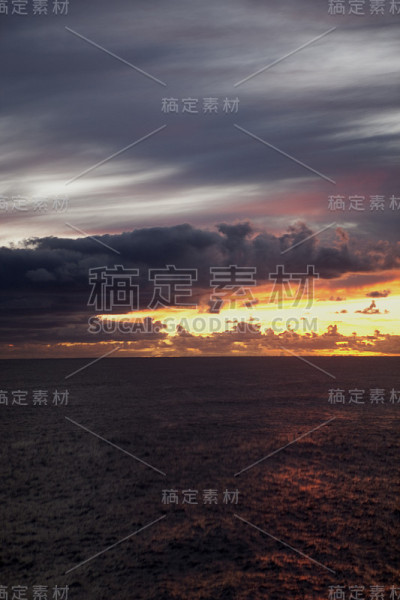 复活节岛上的日落