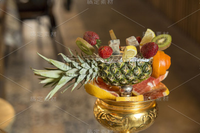 水烟和烟雾的黑色背景库存照片