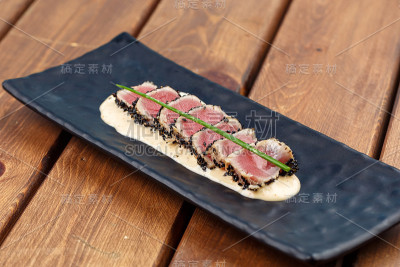 烤金枪鱼牛排