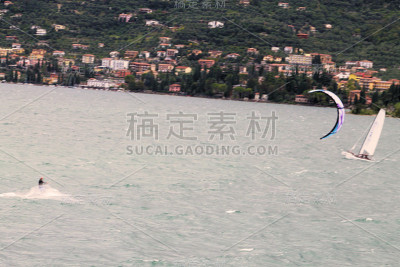 风筝冲浪