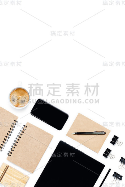 白色背景的工作区。