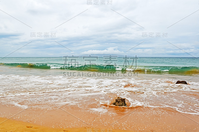 毛伊岛海滩风暴