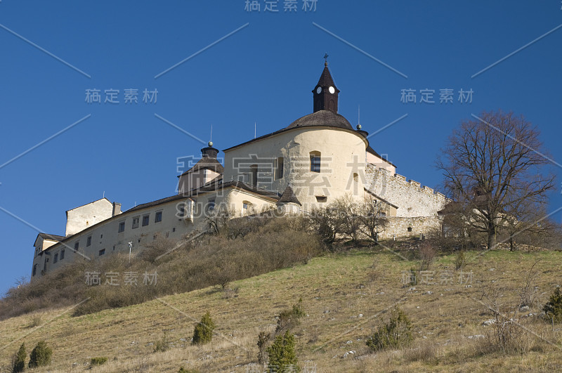 斯洛伐克Krasna Horka castle