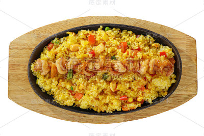 用鱿鱼、虾仁煎锅孤立
