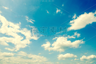 蓝天白云