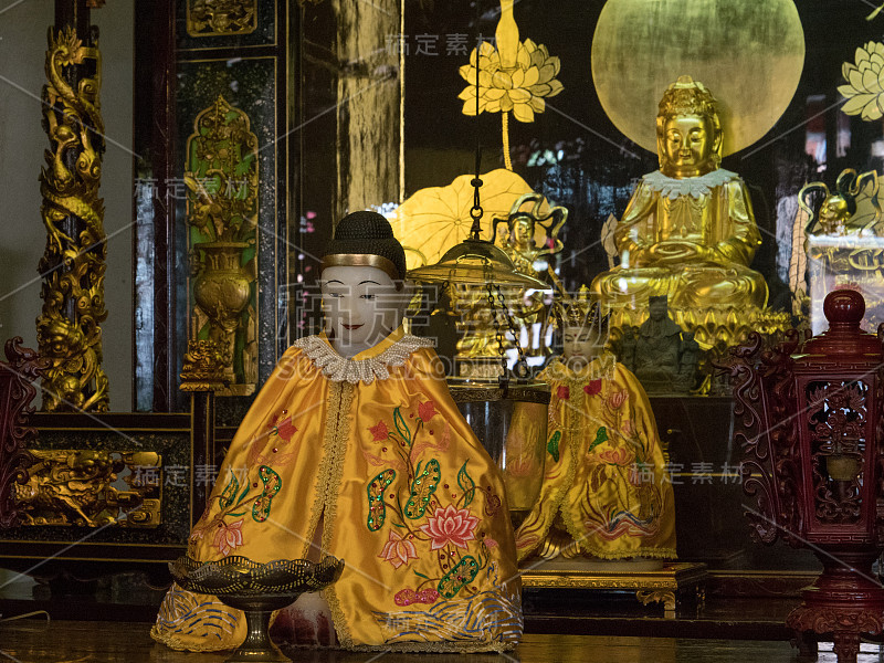 马六甲郑洪腾寺主楼塑像，是马来西亚最古老的中国寺庙(陈洪十寺)，马来西亚最古老的中国寺庙