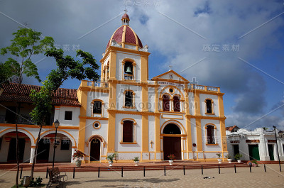 神圣概念教会，Mompox